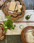 Vintage English Bread Board, Medium Scalloped