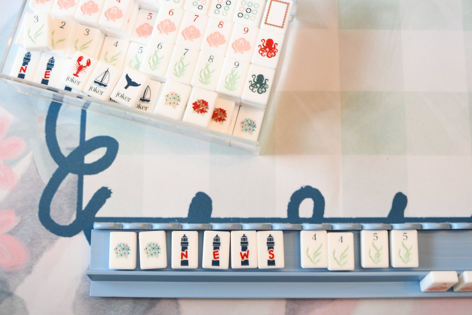 Preppy Blue Scalloped Wooden Mahjong Racks - 20 inches
