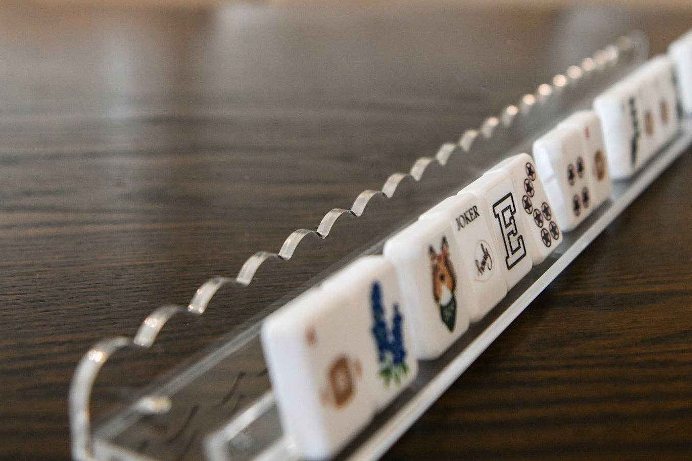 Scallop Mahjong Rack with Magnetic Pushers, Clear Acrylic
