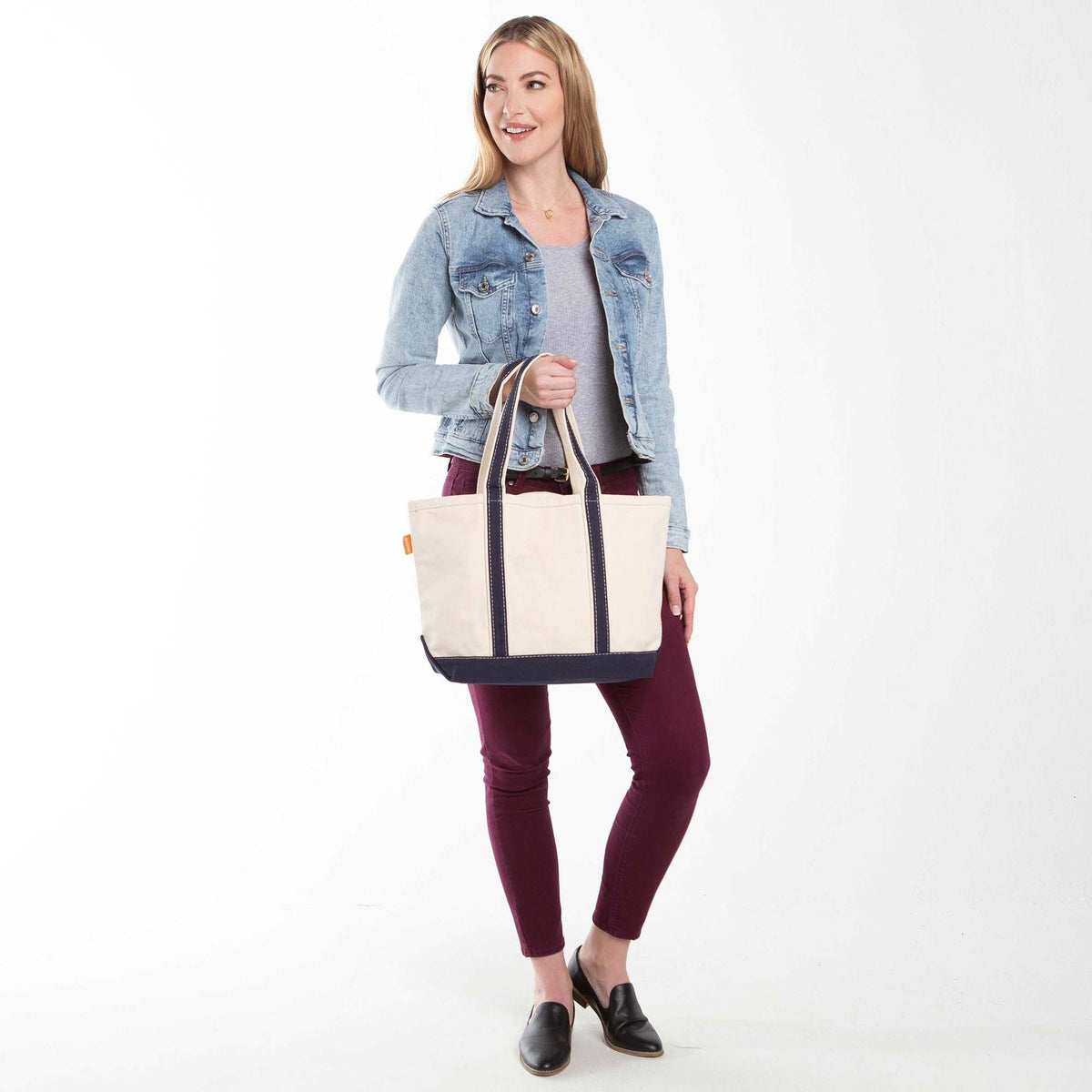 Medium Classic Tote - Navy