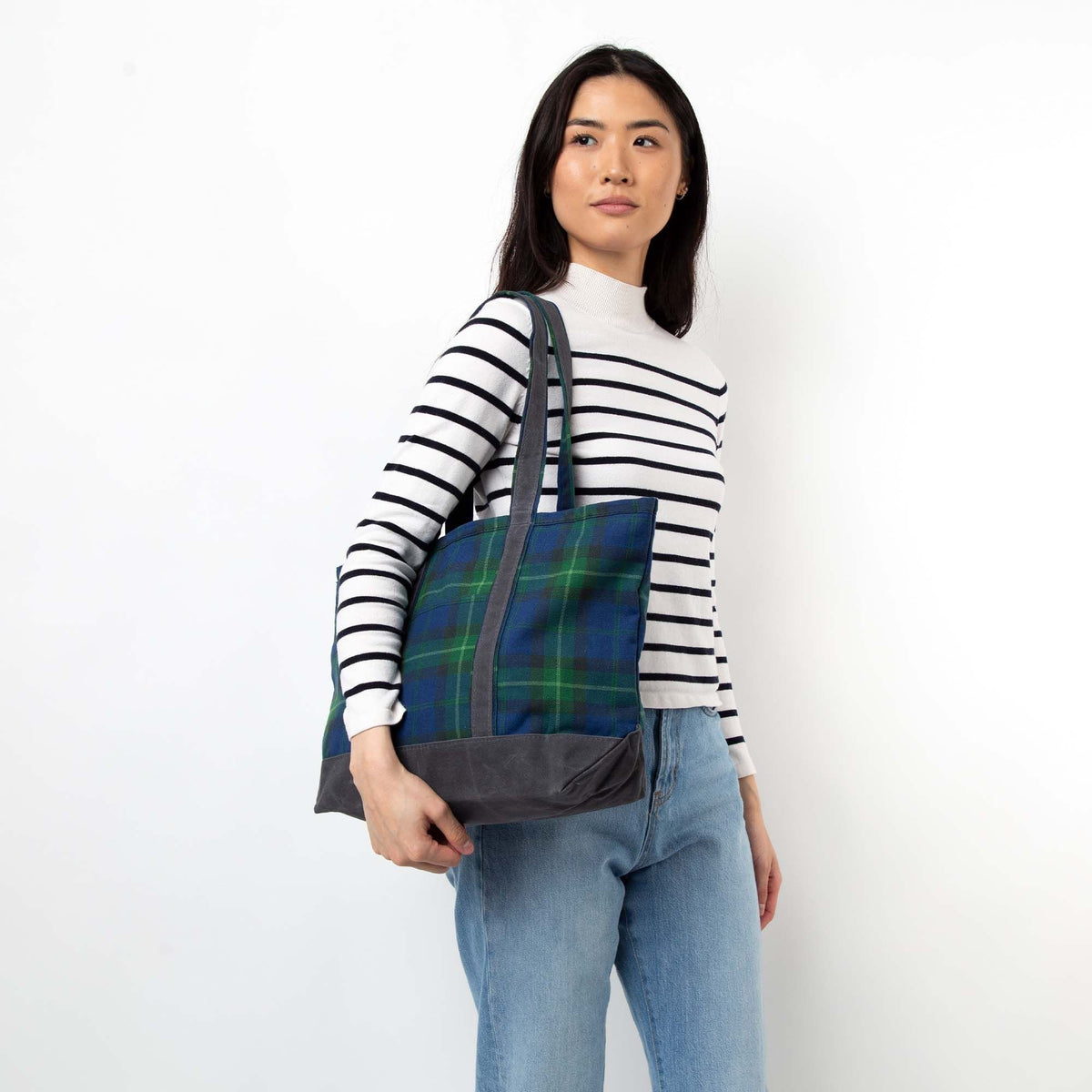 Plaid with Slate Waxed Trim Medium Tote - Blue